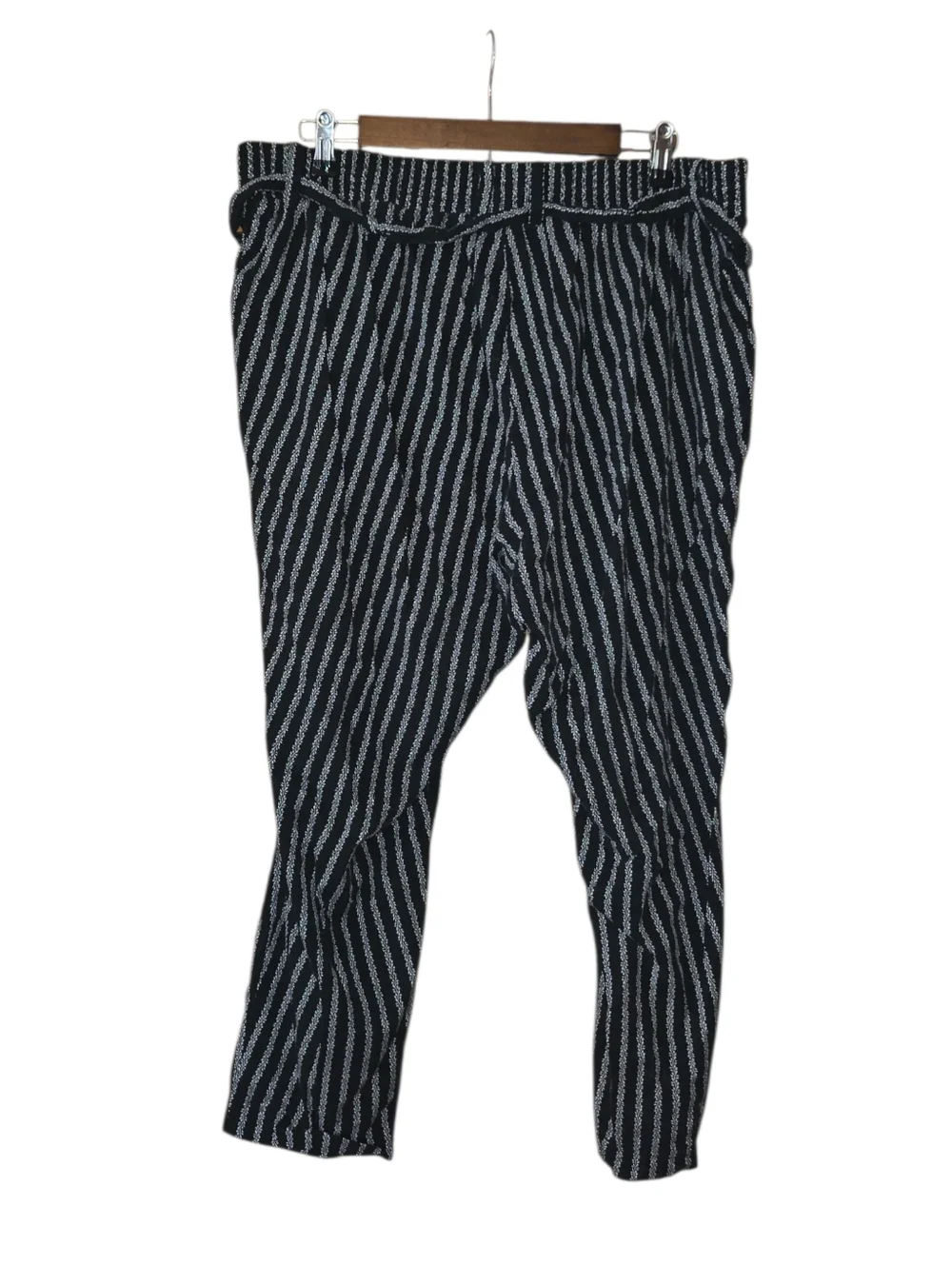 Torrid Challis Thorn Pinstripe Pant 2 - Picture 5 of 5